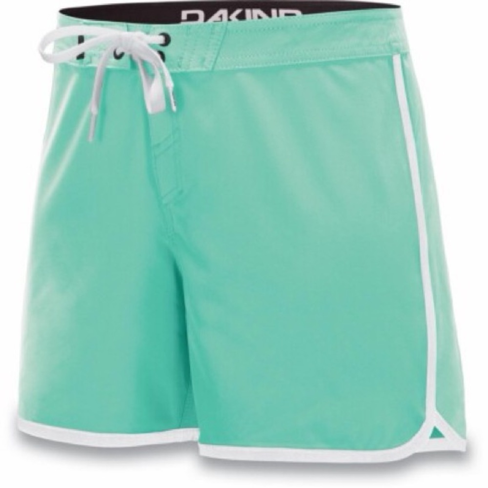 Dakine Women’s Mint Green Board Shorts – Size 32
